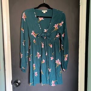 Cyan dress with pink Lilies